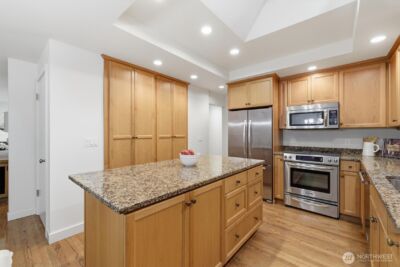 3531 NE 166th Street , Lake Forest Park, WA 98155-5424 - Photo 5