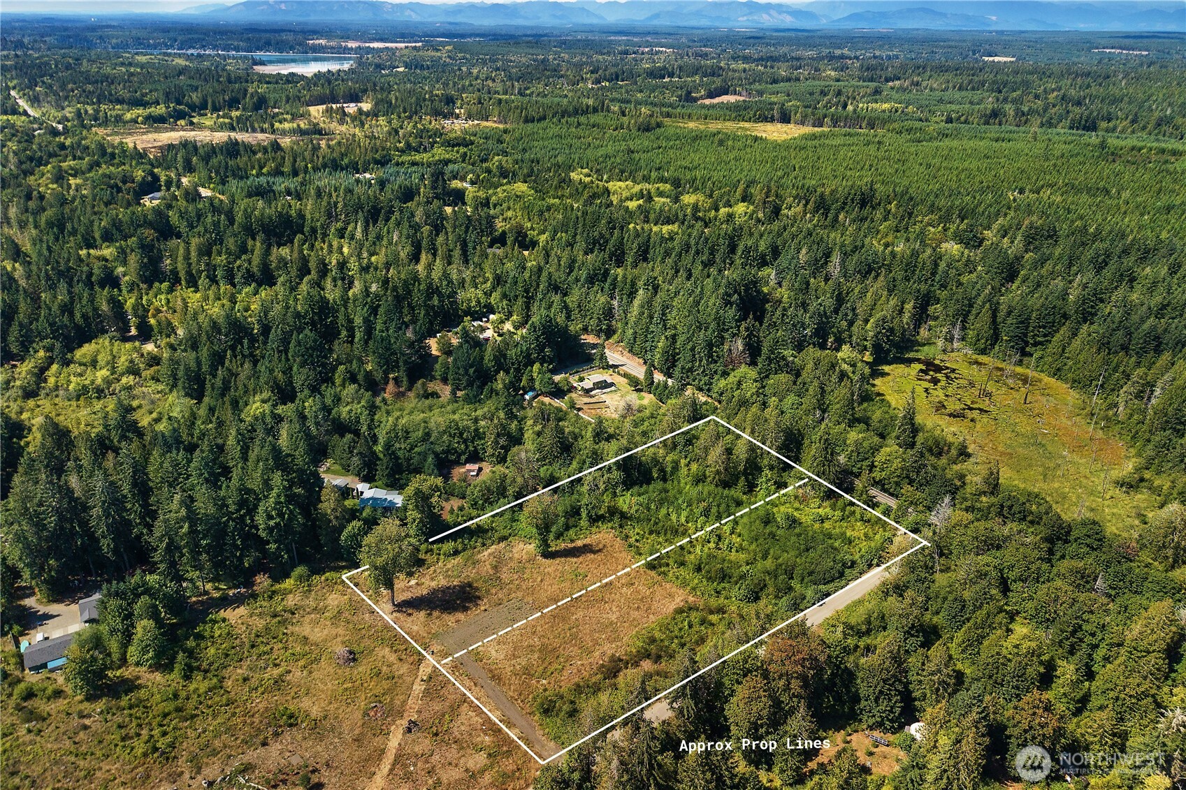 120 E Old Farm Road , Shelton, WA 98584