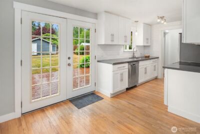 9402 171st Avenue SE, Snohomish, WA 98290 - Photo 2