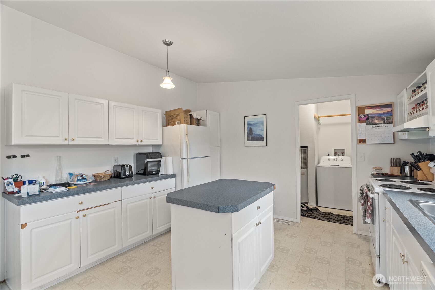 1614 W Martin Street , Elma, WA 98541