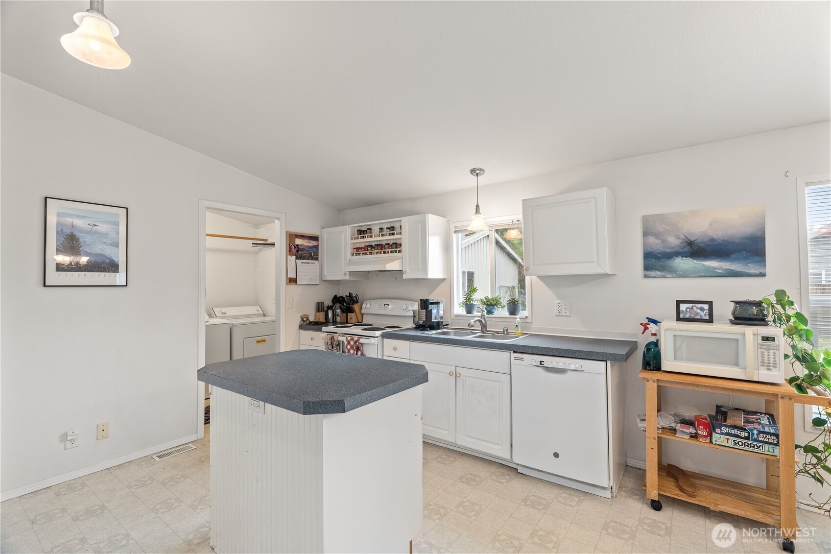 1614 W Martin Street , Elma, WA 98541