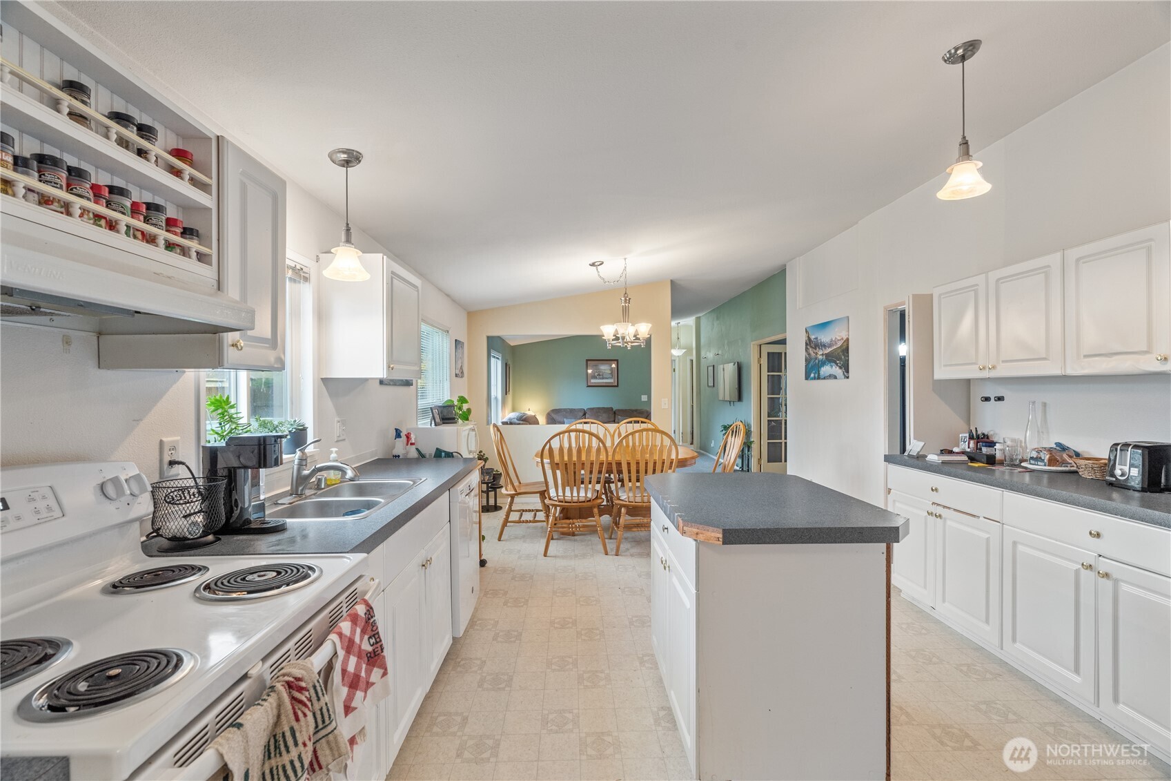 1614 W Martin Street , Elma, WA 98541