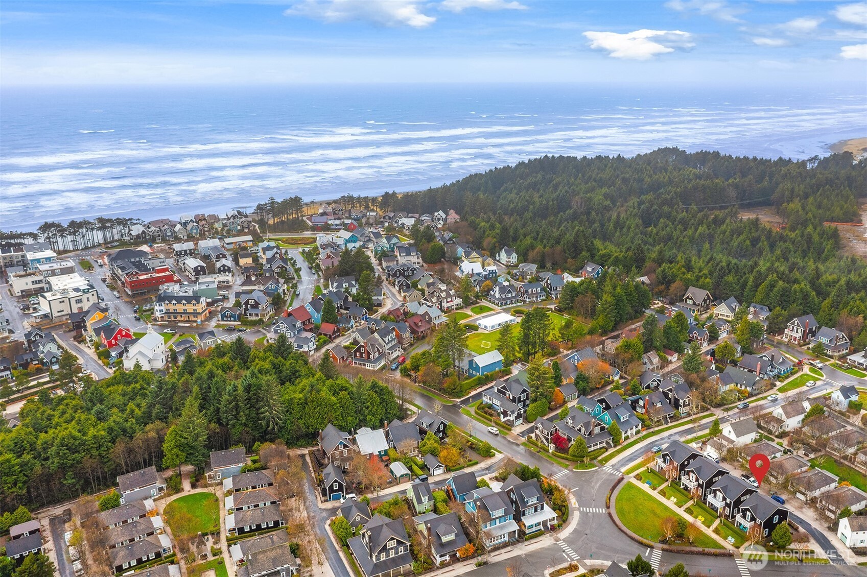 24 Float Lane , Pacific Beach, WA 98571