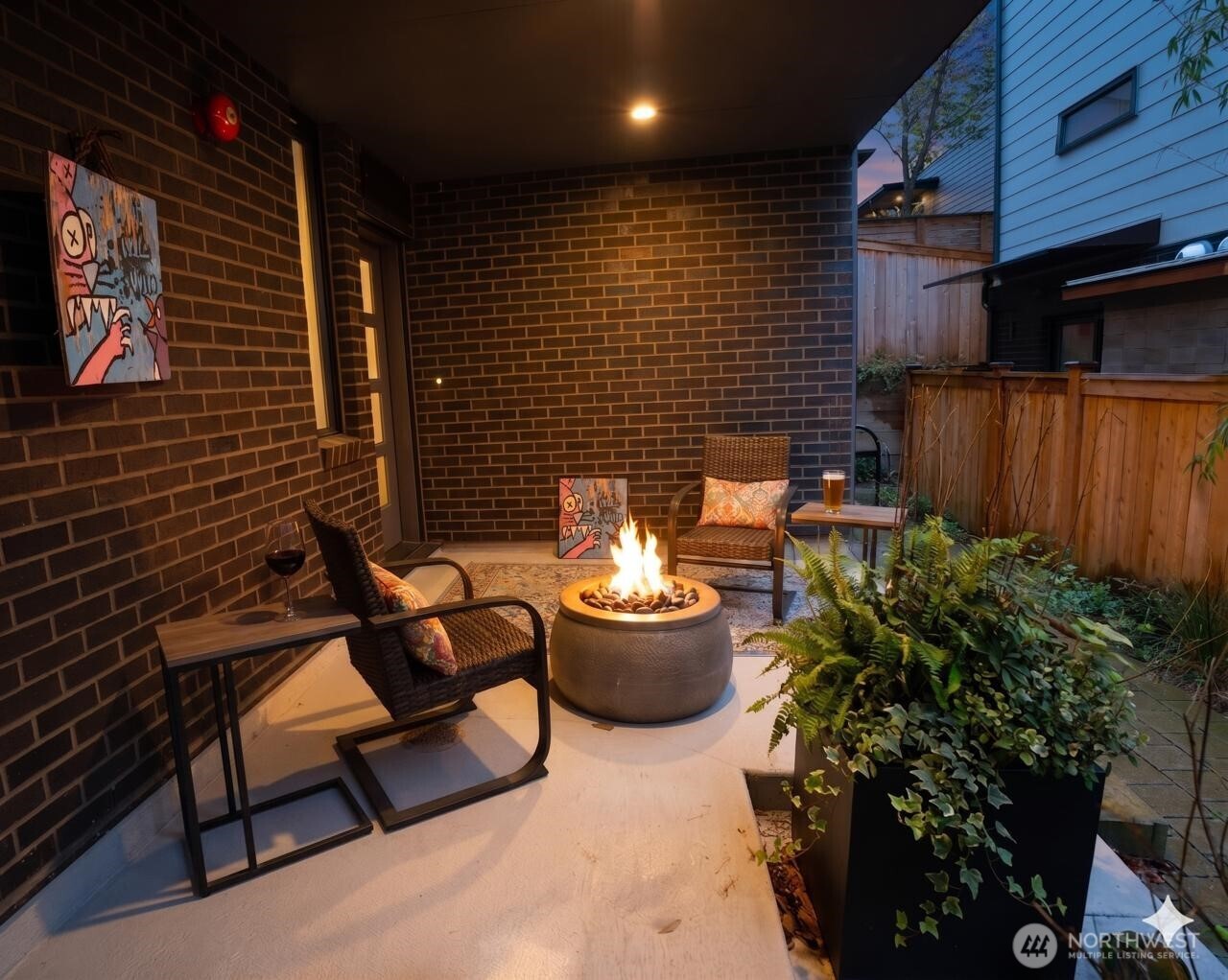 2624 Eastlake Avenue E #B, Seattle, WA 98102