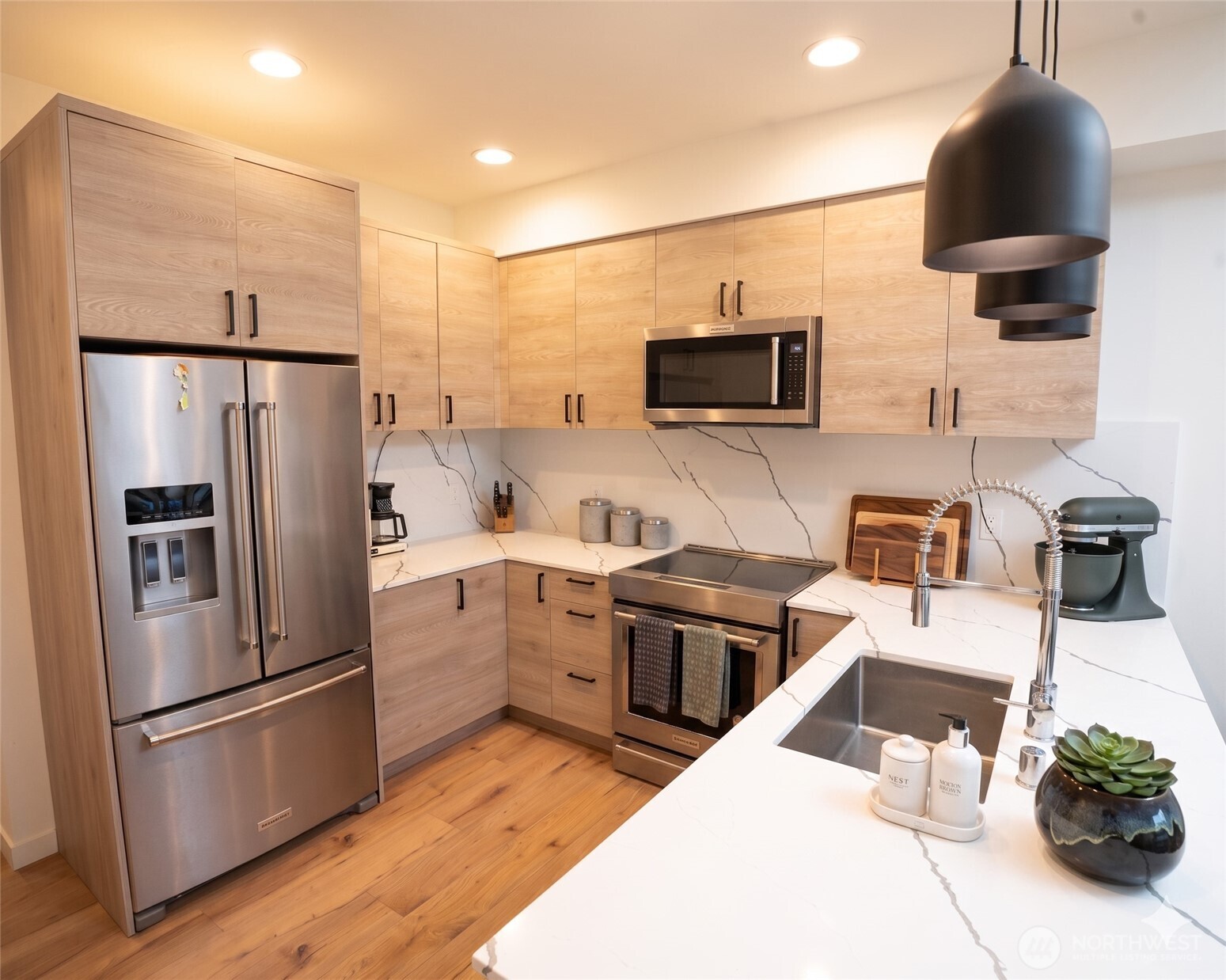 2624 Eastlake Avenue E #B, Seattle, WA 98102