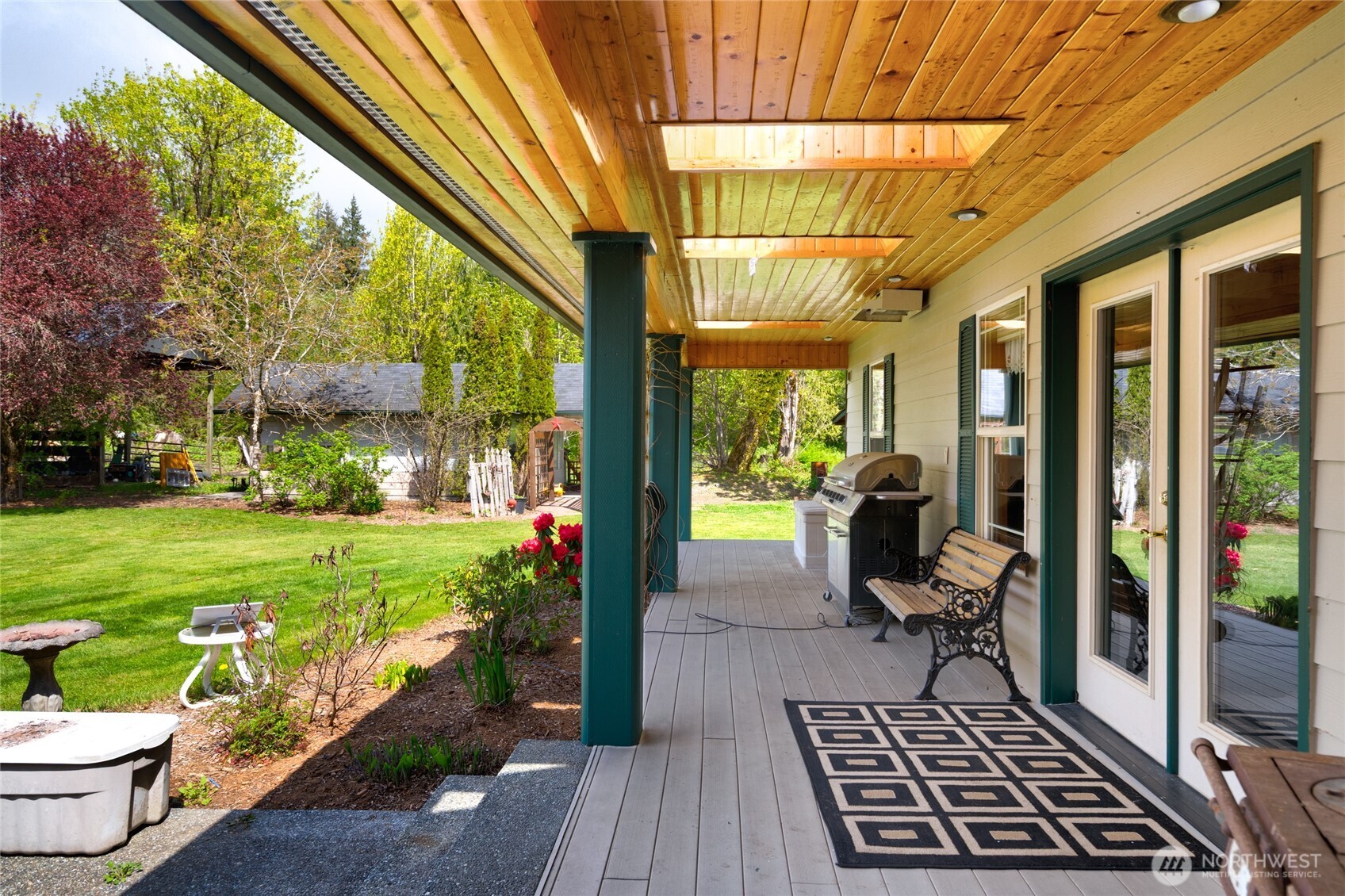 7492 Russell Road , Concrete, WA 98237
