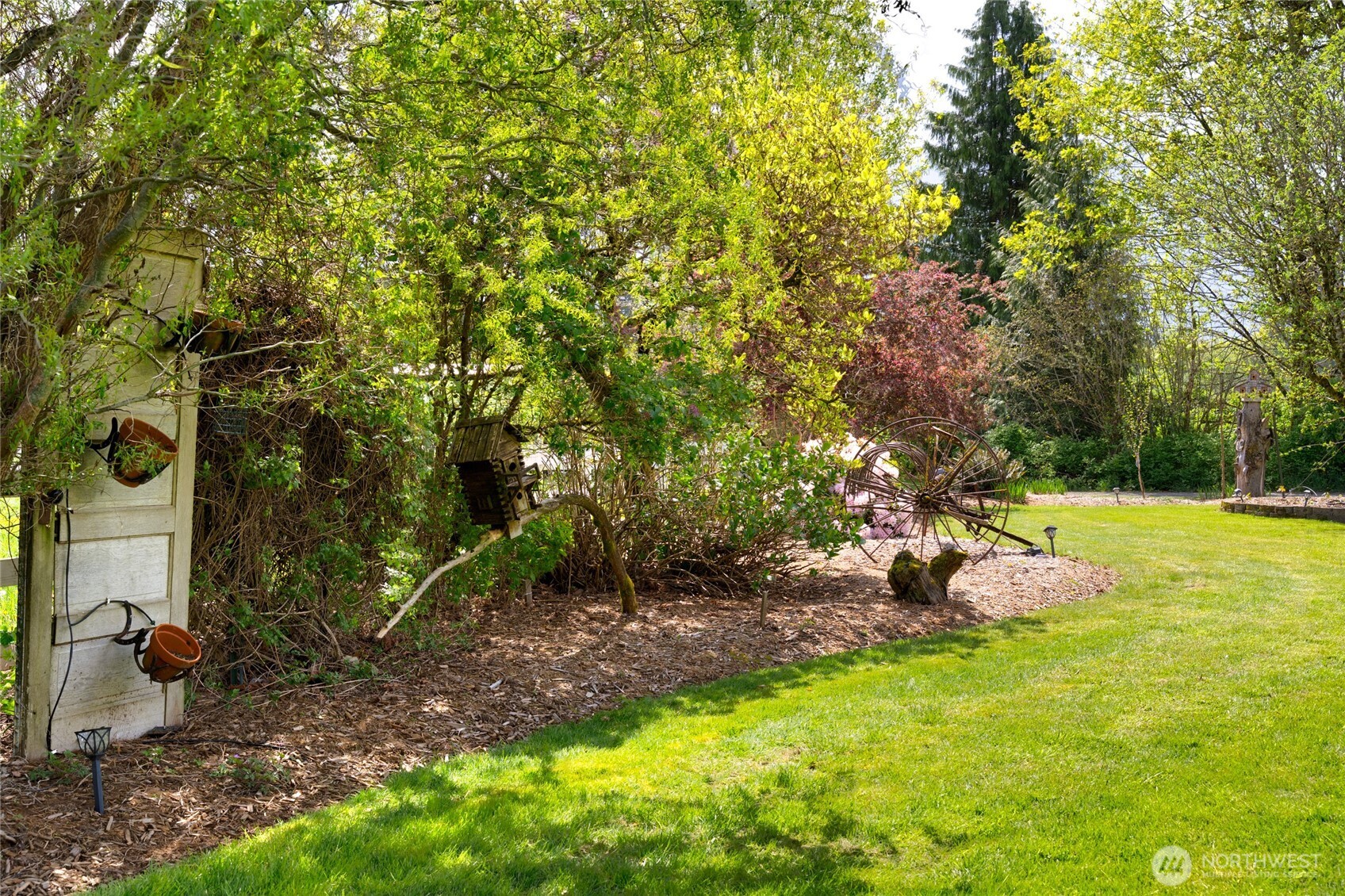 7492 Russell Road , Concrete, WA 98237