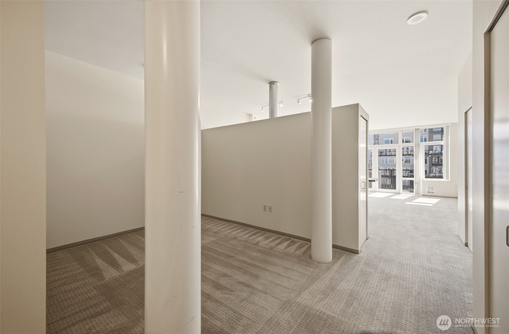 2717 Western Avenue #8020, Seattle, WA 98121