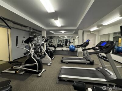 2717 Western Avenue #8020, Seattle, WA 98121 - Photo 23