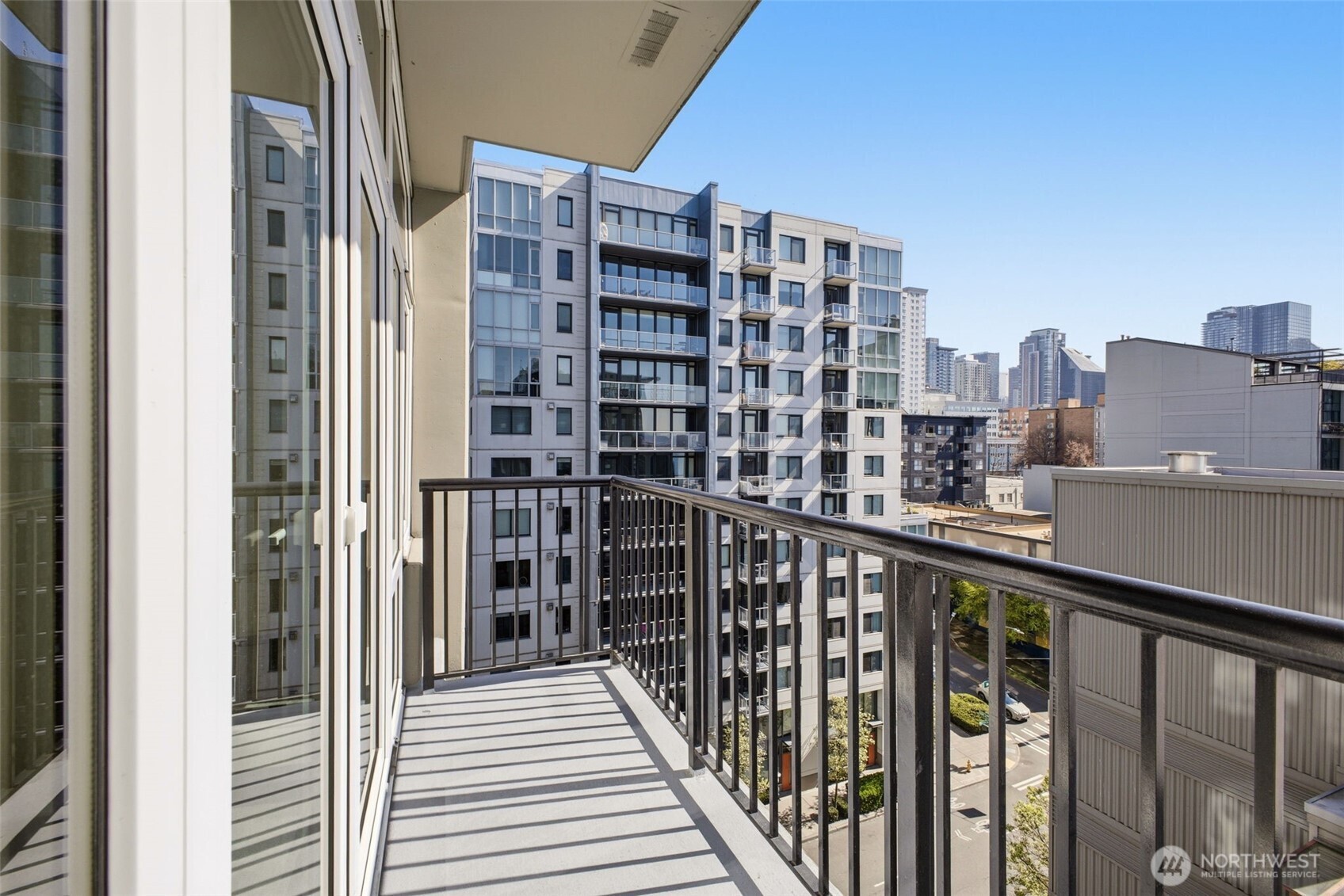 2717 Western Avenue #8020, Seattle, WA 98121