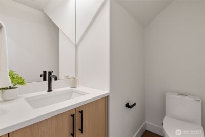 11011 Goodwin Way NE #B, Seattle, WA 98125 - Photo 11