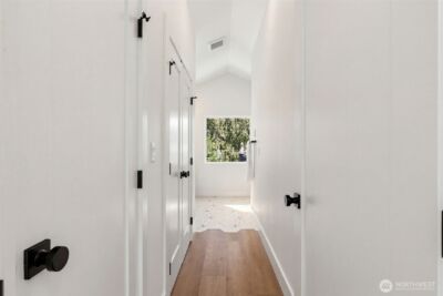 11011 Goodwin Way NE #B, Seattle, WA 98125 - Photo 26