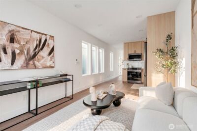 11011 Goodwin Way NE #B, Seattle, WA 98125 - Photo 6