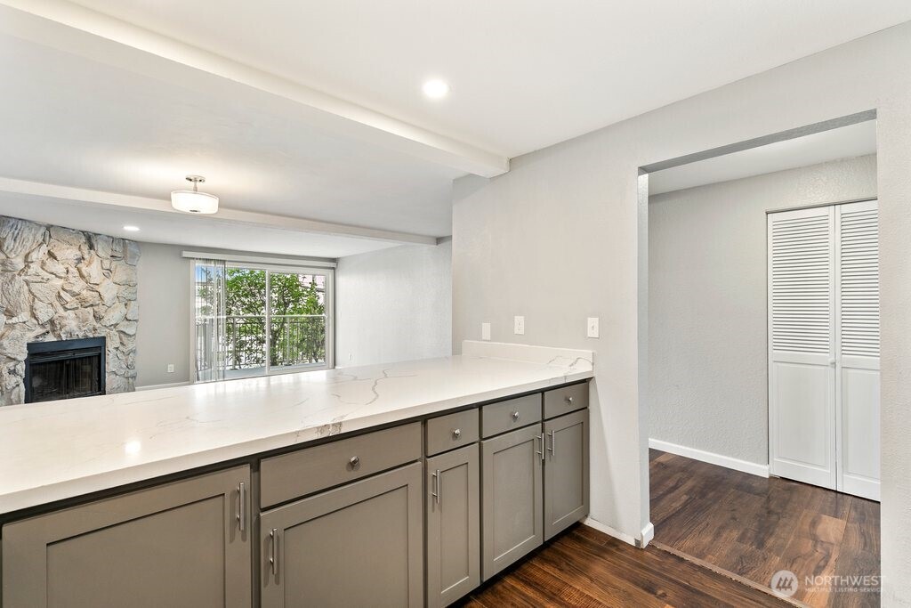 1515 12th Avenue S #102, Seattle, WA 98144