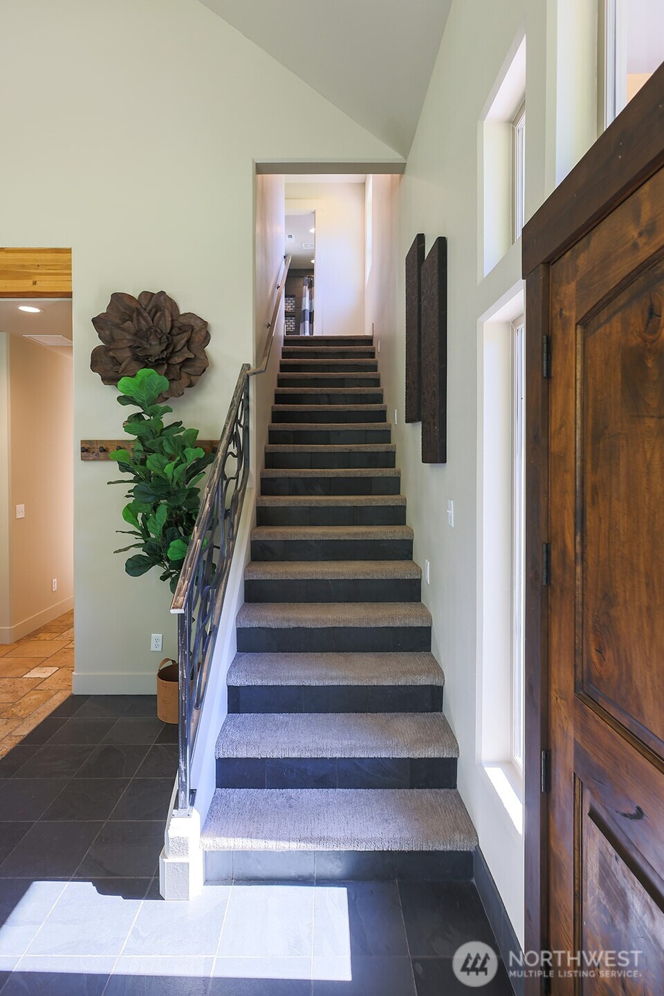 180 Country River Lane , Entiat, WA 98822