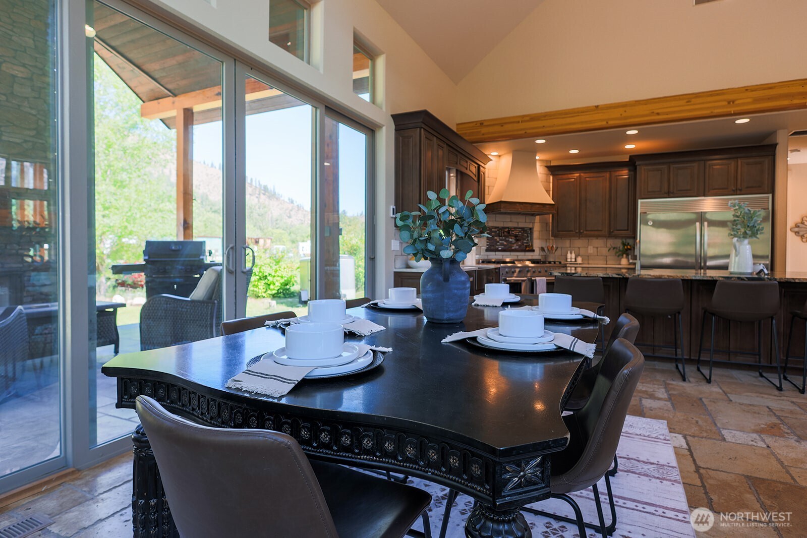180 Country River Lane , Entiat, WA 98822