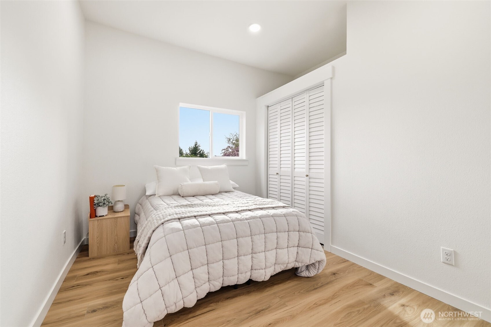 424 S Wright Avenue , Tacoma, WA 98418