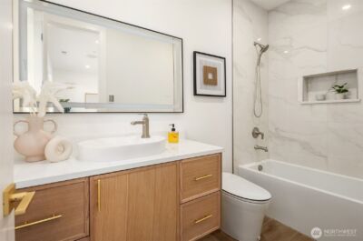 1810 91st Place NE, Clyde Hill, WA 98004 - Photo 27