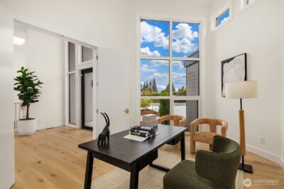 1810 91st Place NE, Clyde Hill, WA 98004 - Photo 4
