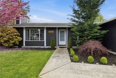 2622 25th Avenue Ct SE, Puyallup, WA 98374 - Photo 2