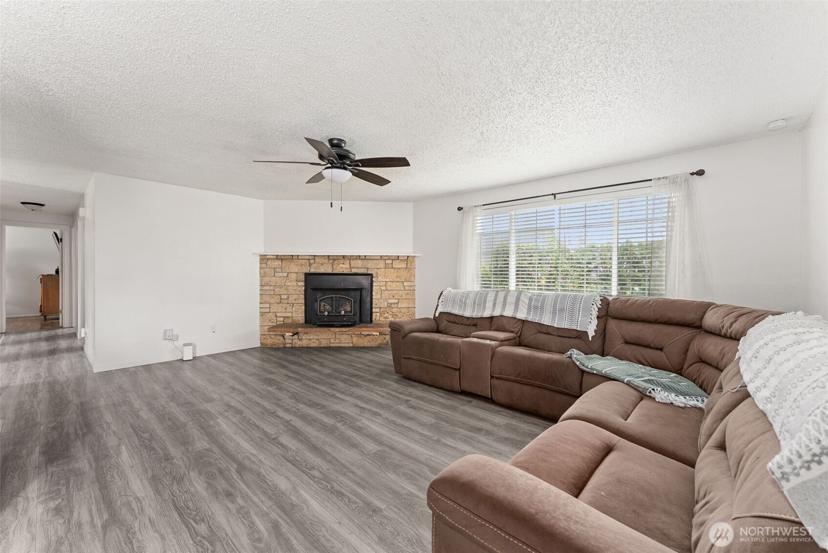 103 Hillcrest Drive , Elma, WA 98541