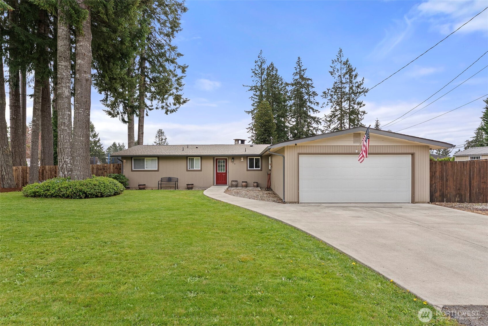 103 Hillcrest Drive , Elma, WA 98541