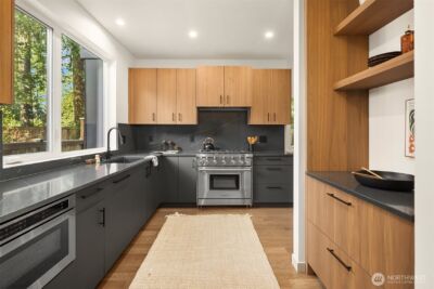 12249 NE 66TH Street , Kirkland, WA 98033 - Photo 13