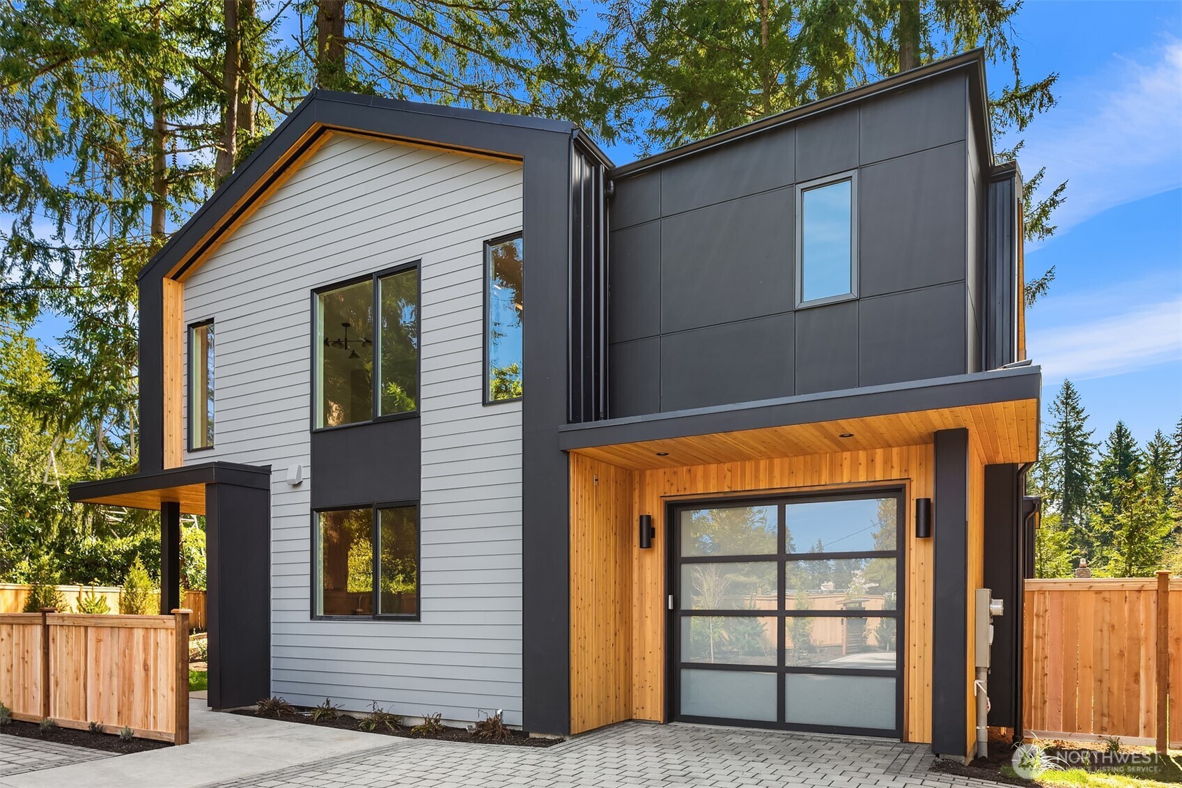 12249 NE 66TH Street , Kirkland, WA 98033