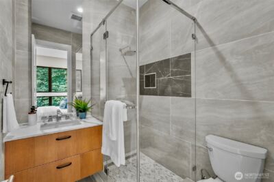 10823 SE 12th Street , Bellevue, WA 98004 - Photo 15