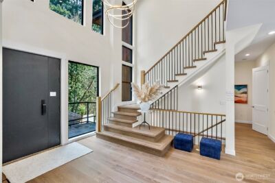 10823 SE 12th Street , Bellevue, WA 98004 - Photo 2