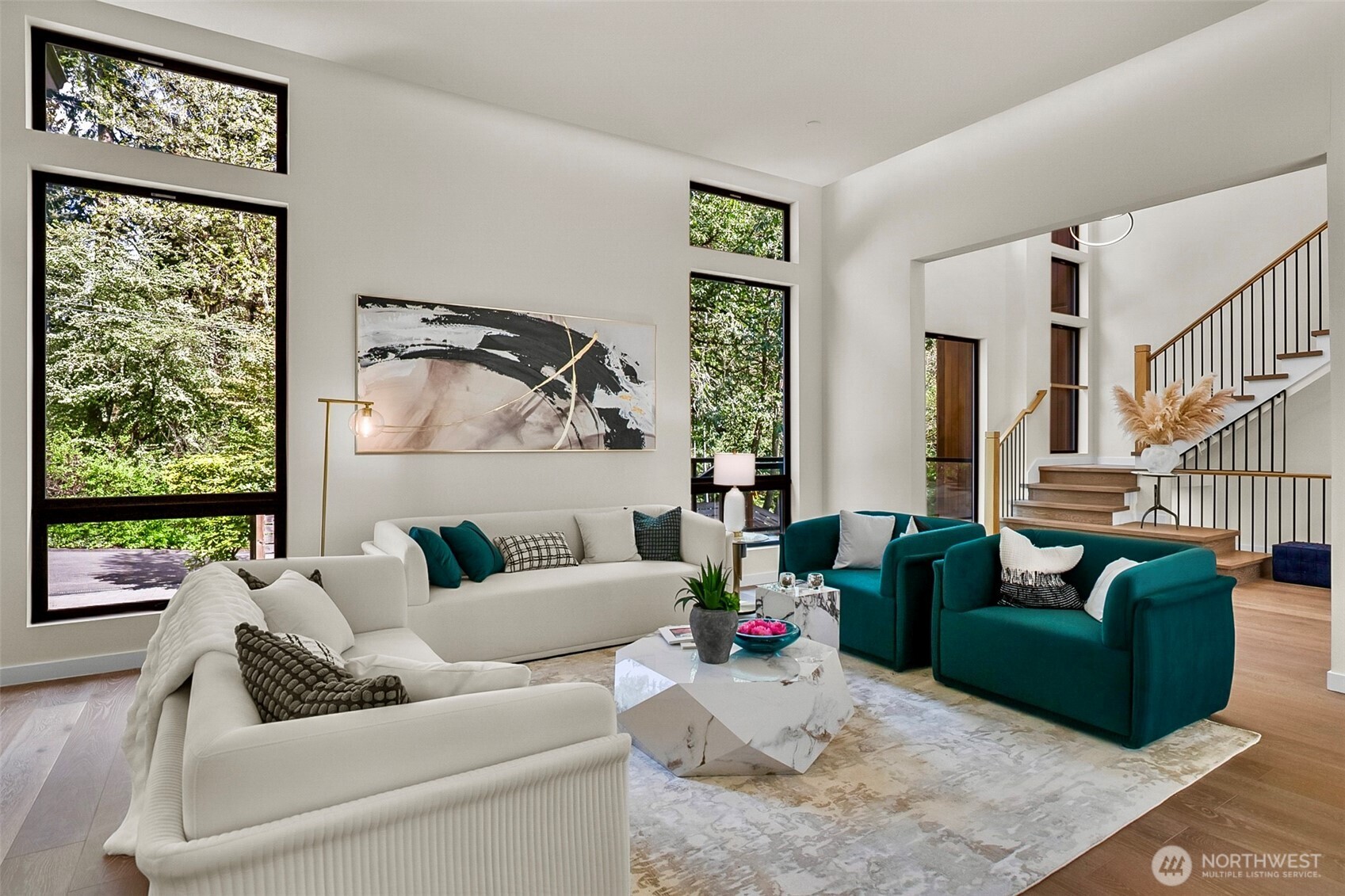 10823 SE 12th Street , Bellevue, WA 98004