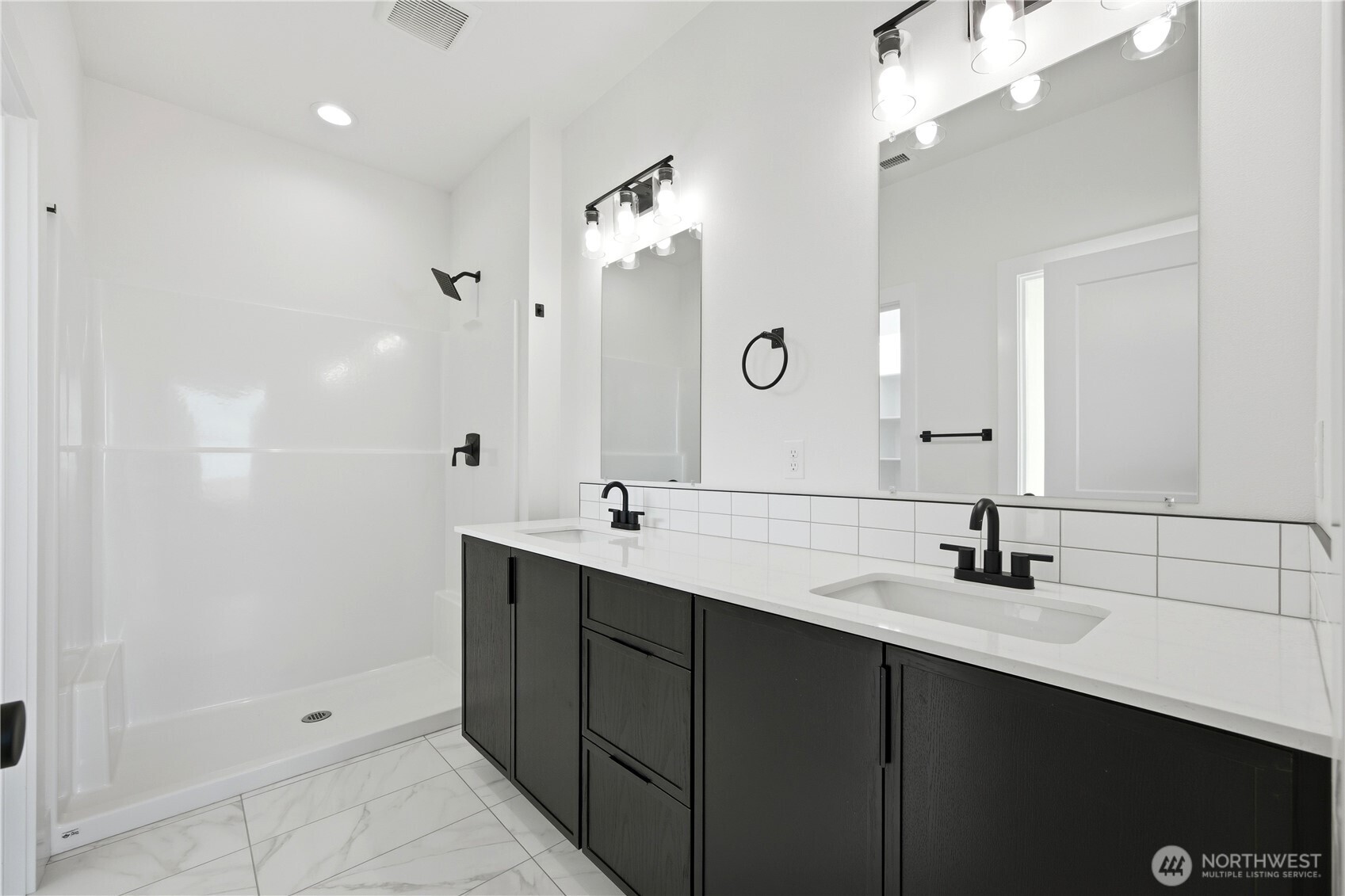 1259 E Mt Hood Street , Othello, WA 99344