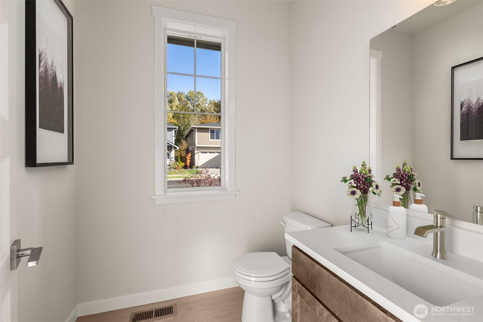 7369 Mirasett Street SW, Tumwater, WA 98512