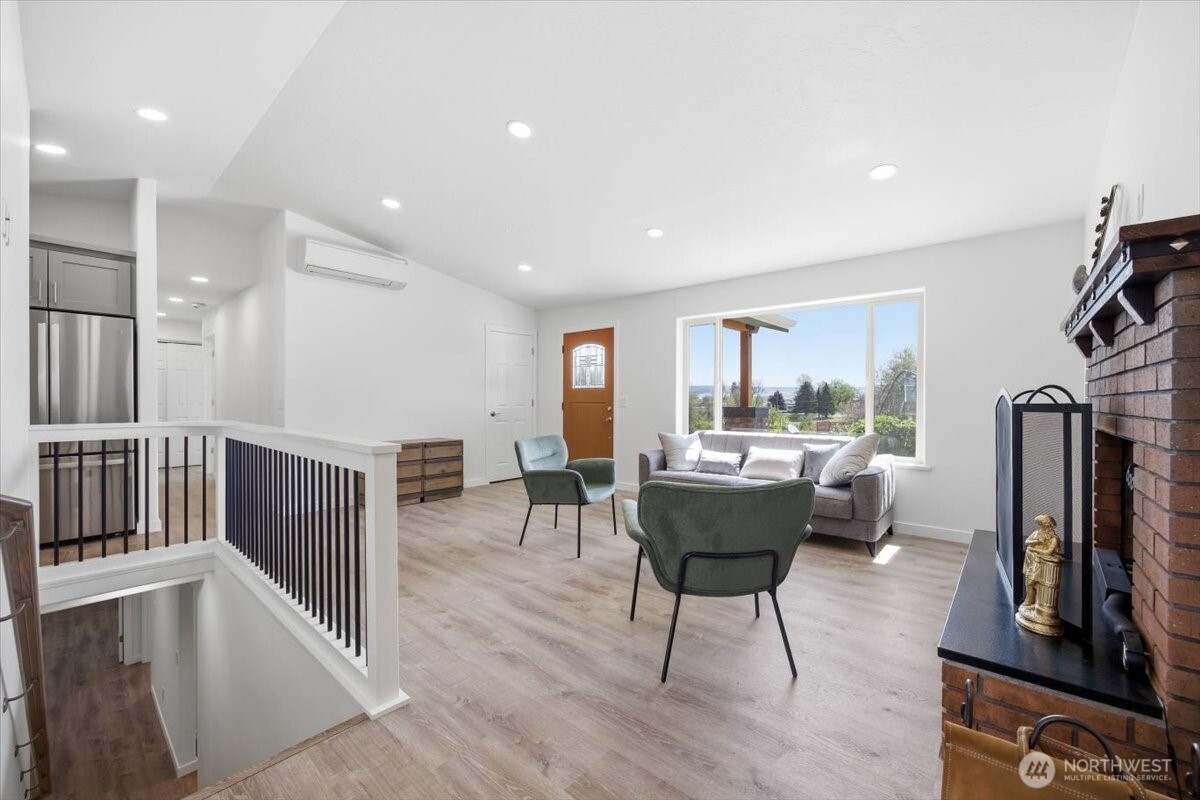 919 Stanley Drive , College Place, WA 99324
