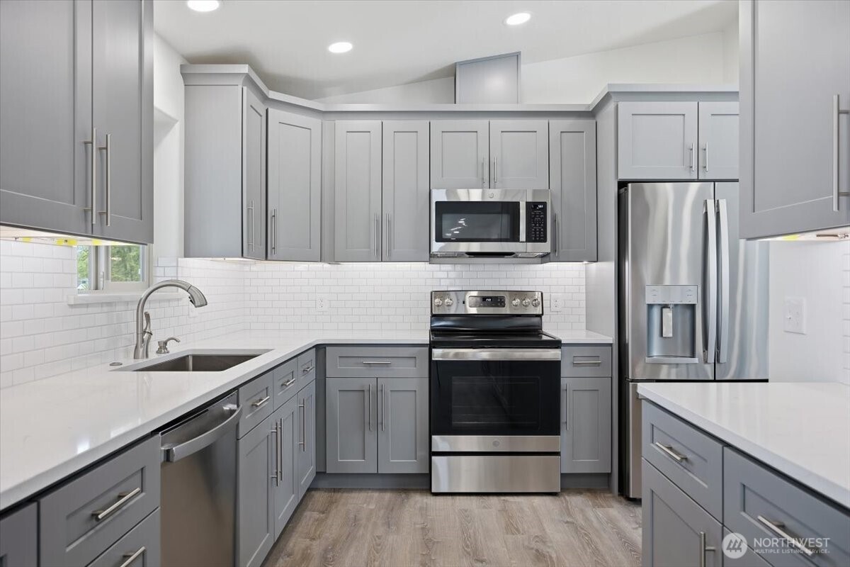 919 Stanley Drive , College Place, WA 99324