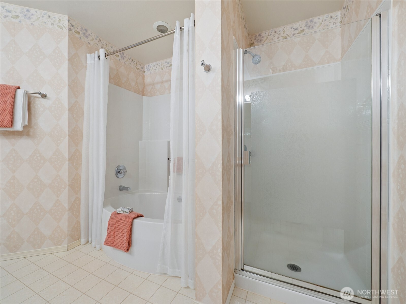 22024 43rd Avenue S #13-1, Kent, WA 98032