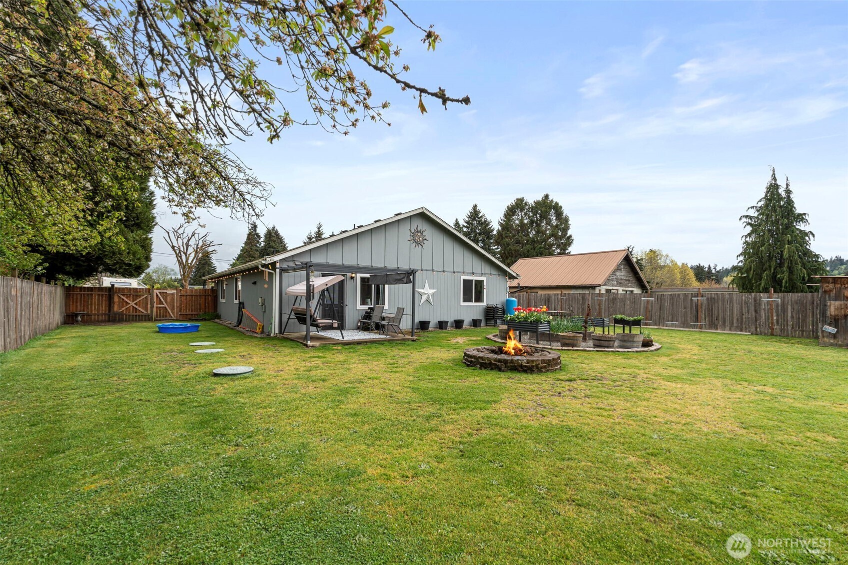 305 E Oakview Avenue , Centralia, WA 98531
