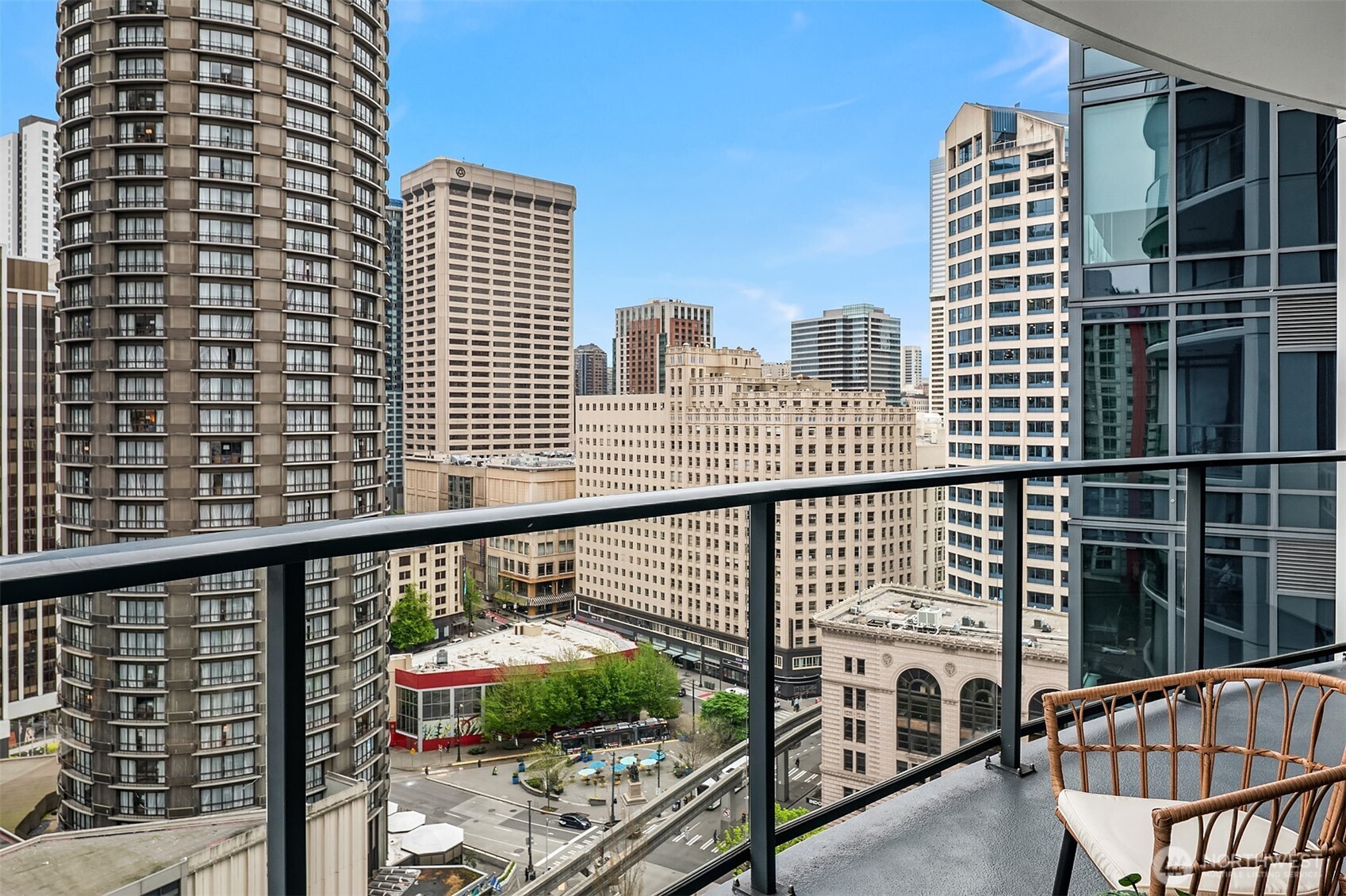 1920 4th Avenue #1509, Seattle, WA 98101
