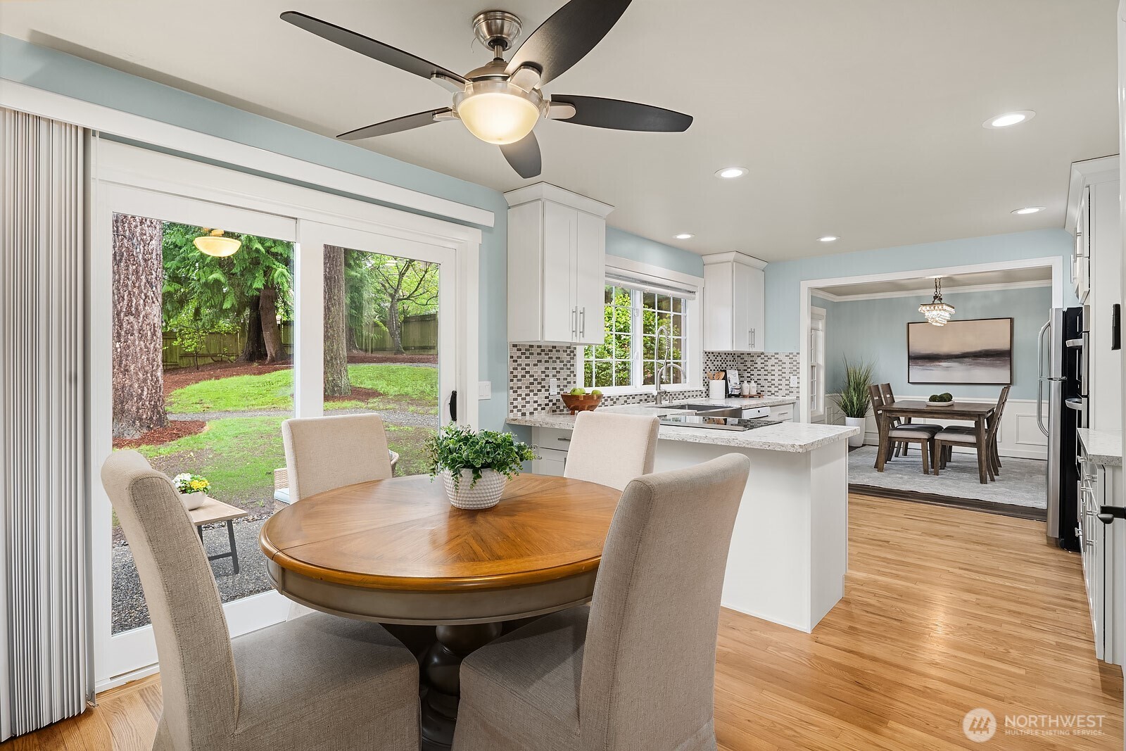 14314 NE 10th Place , Bellevue, WA 98007
