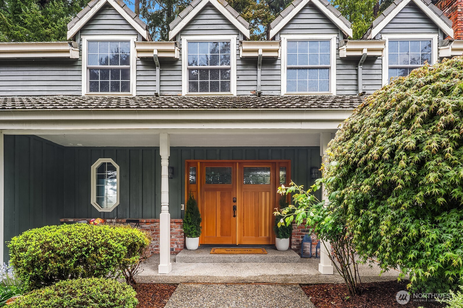 14314 NE 10th Place , Bellevue, WA 98007