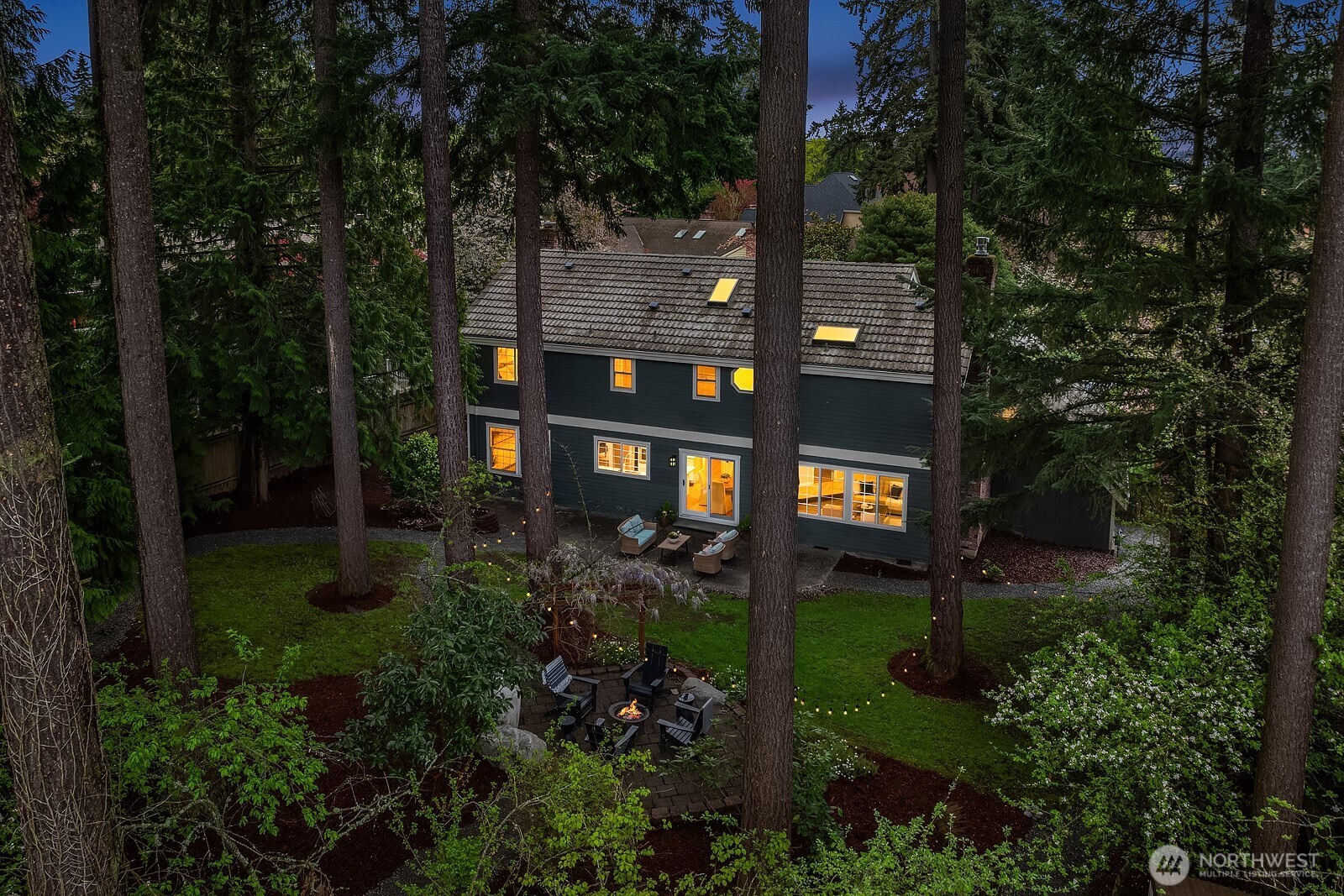 14314 NE 10th Place , Bellevue, WA 98007