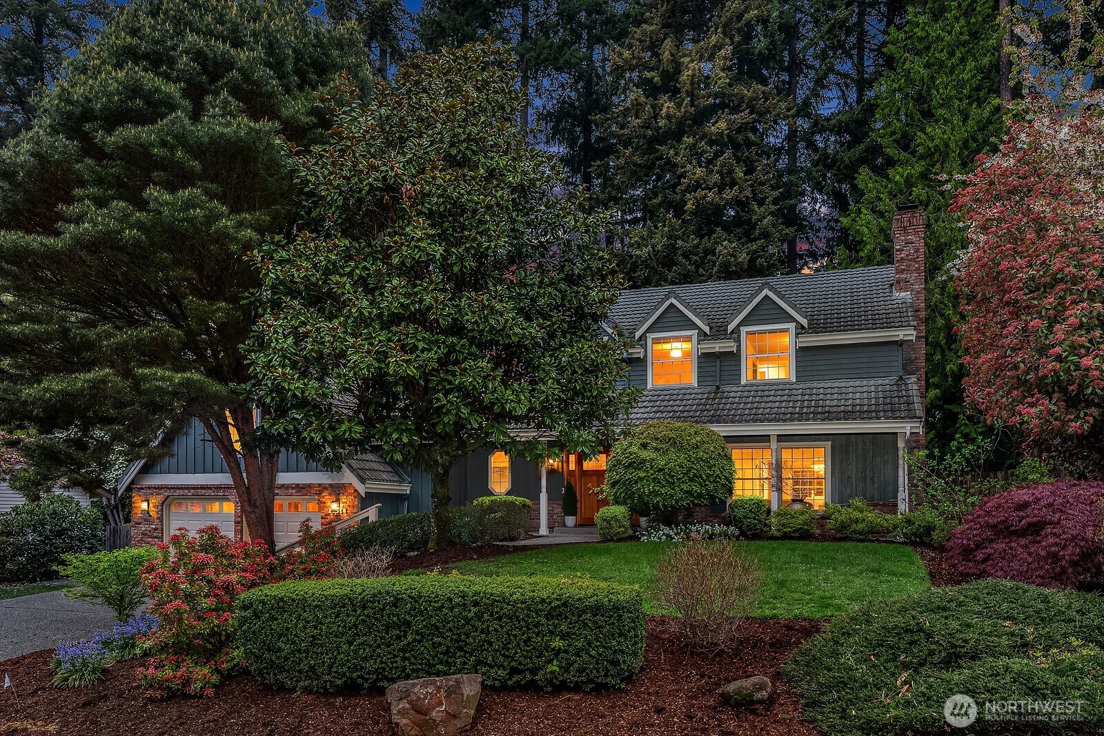 14314 NE 10th Place , Bellevue, WA 98007