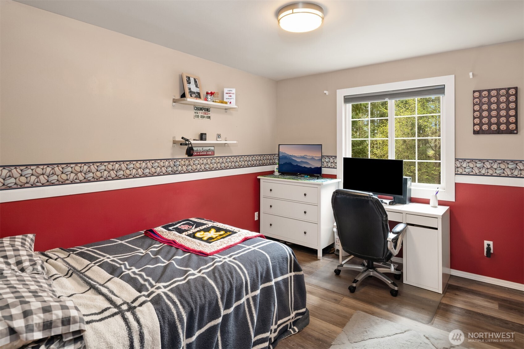 1581 SE Dews Lane , Port Orchard, WA 98367