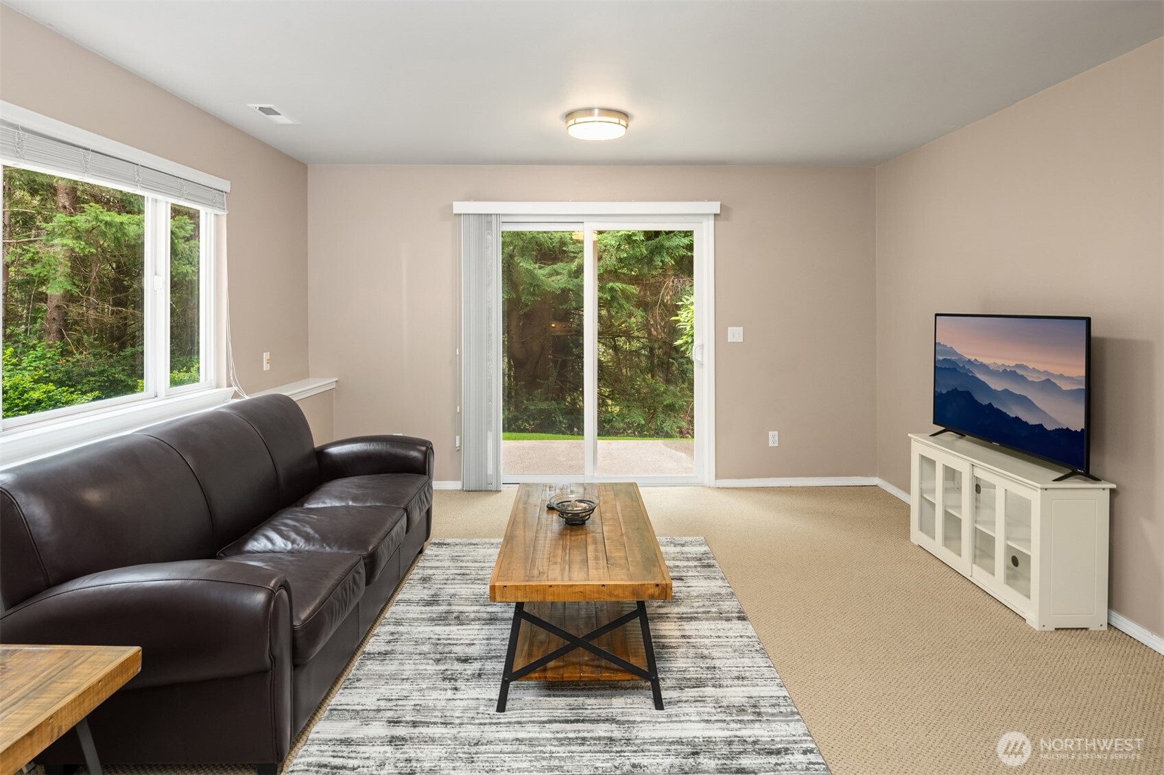 1581 SE Dews Lane , Port Orchard, WA 98367