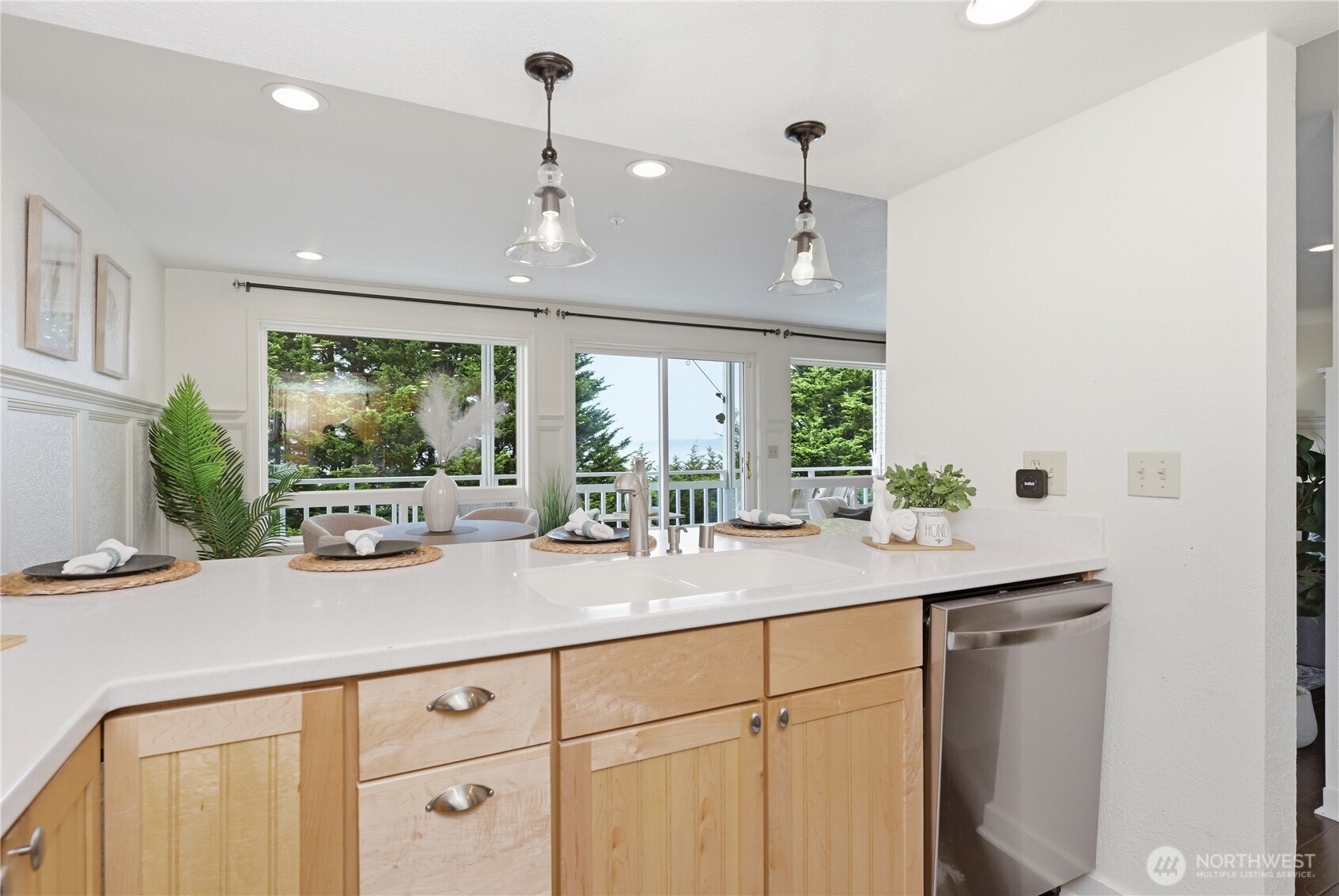 28701 6th Place S #107, Des Moines, WA 98198