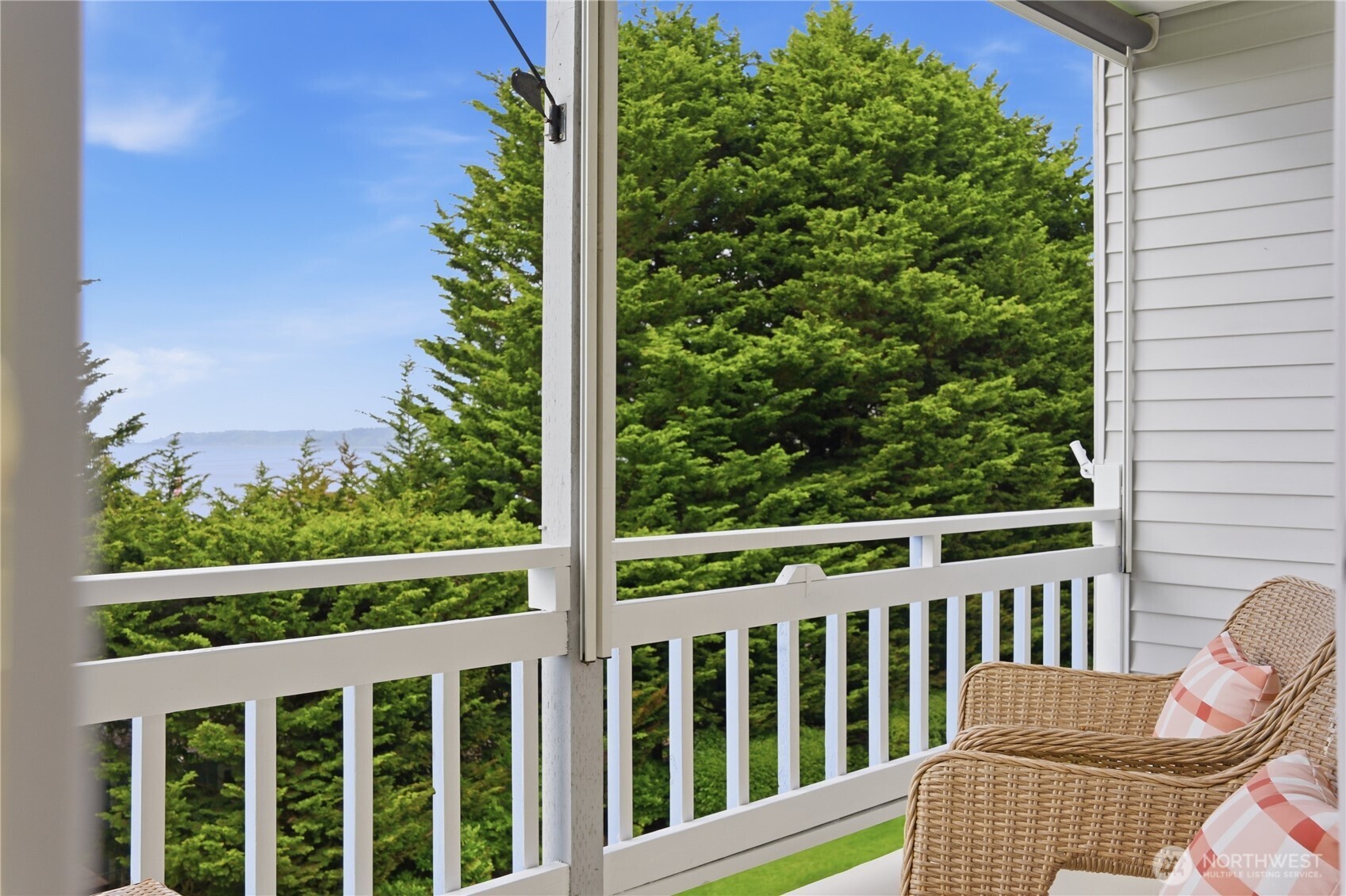 28701 6th Place S #107, Des Moines, WA 98198