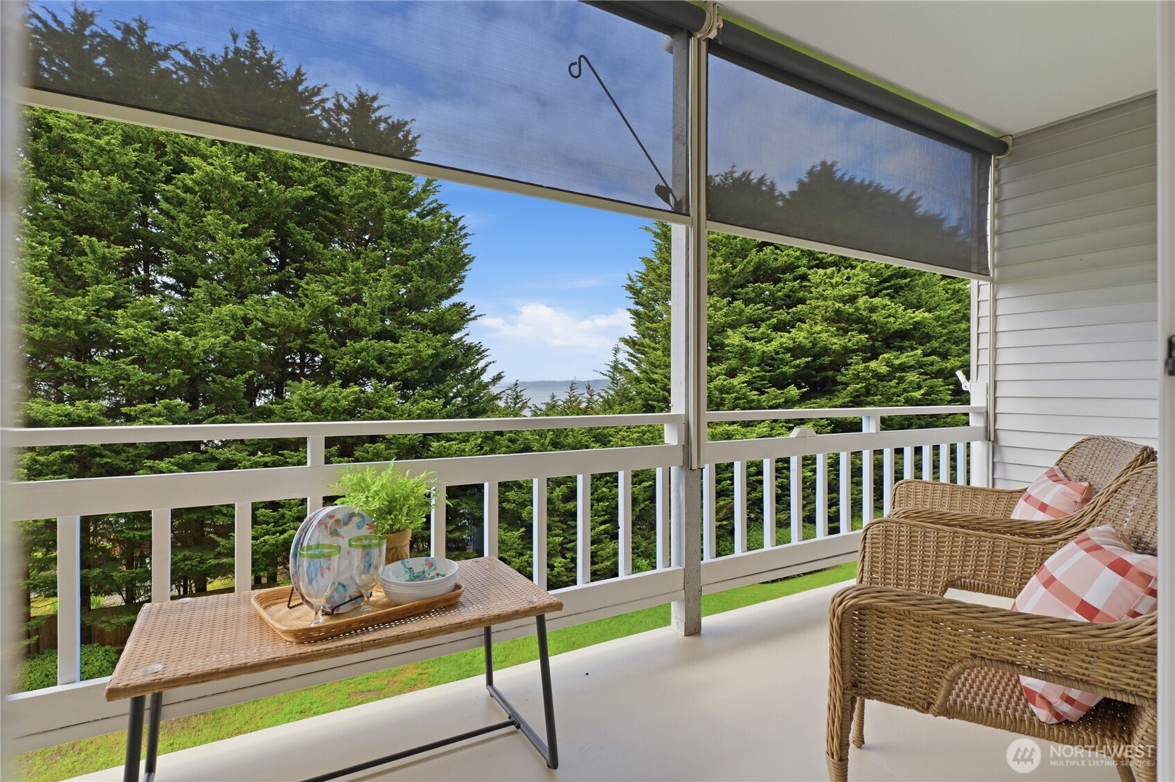 28701 6th Place S #107, Des Moines, WA 98198