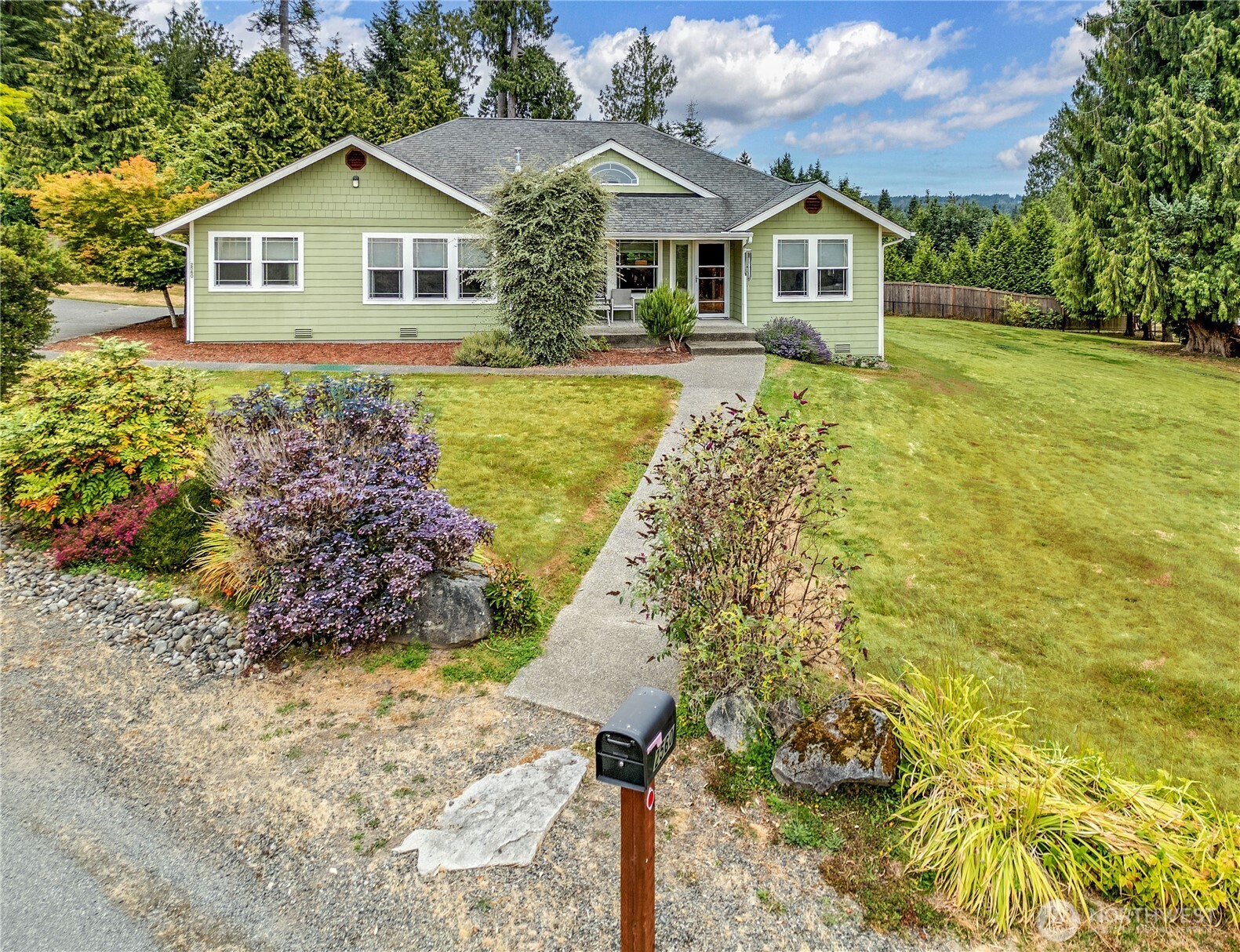 2560 NE William E Sutton Road , Bremerton, WA 98311