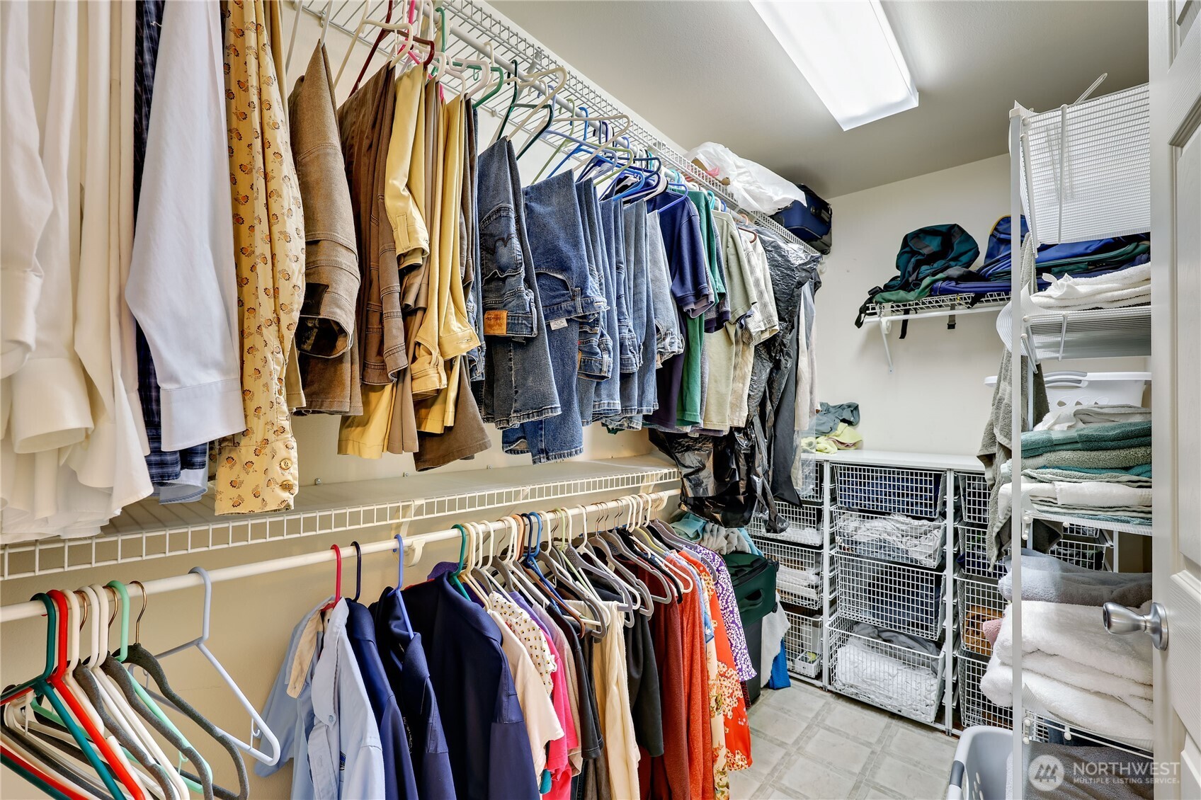 2560 NE William E Sutton Road , Bremerton, WA 98311