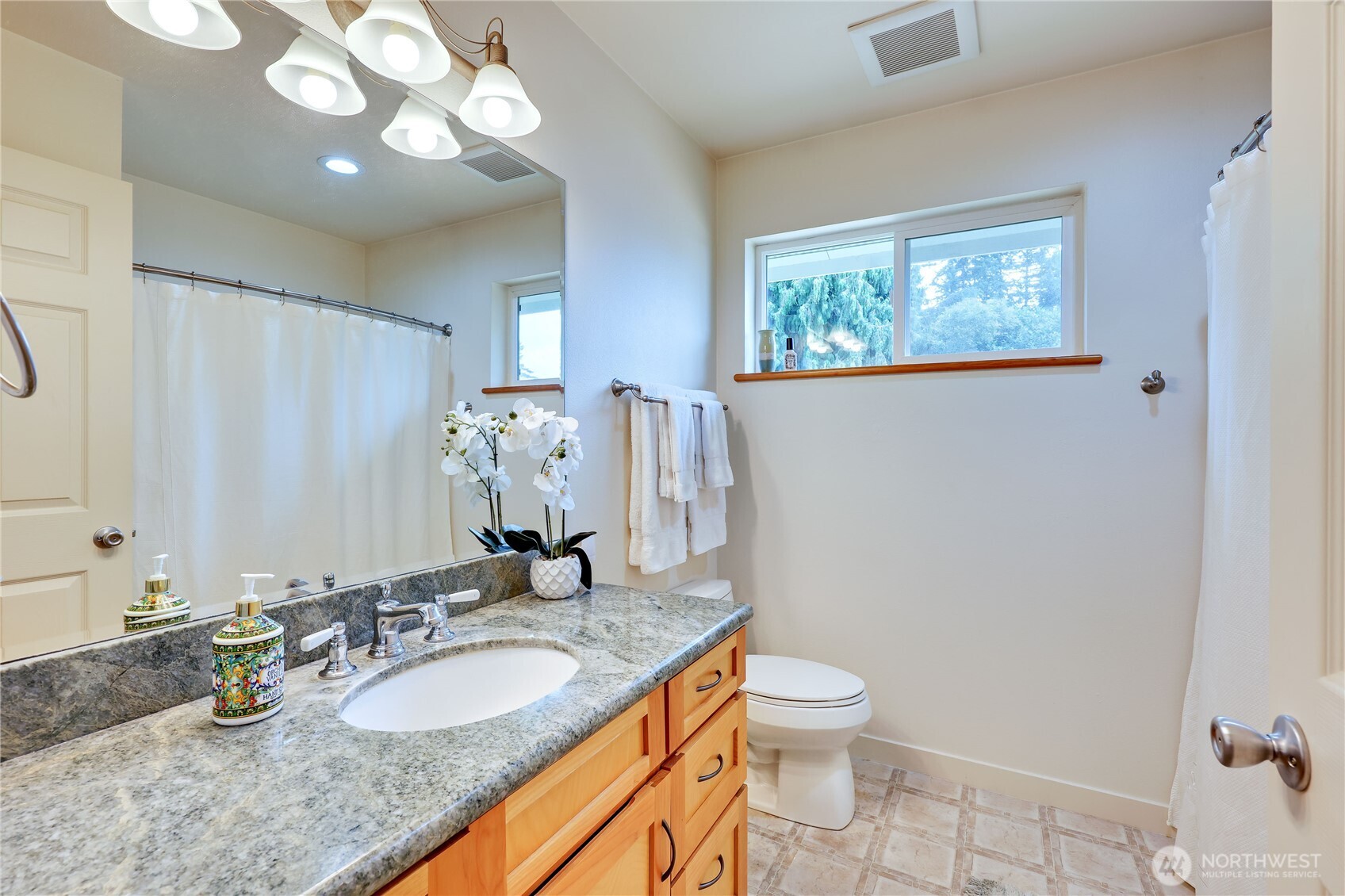 2560 NE William E Sutton Road , Bremerton, WA 98311